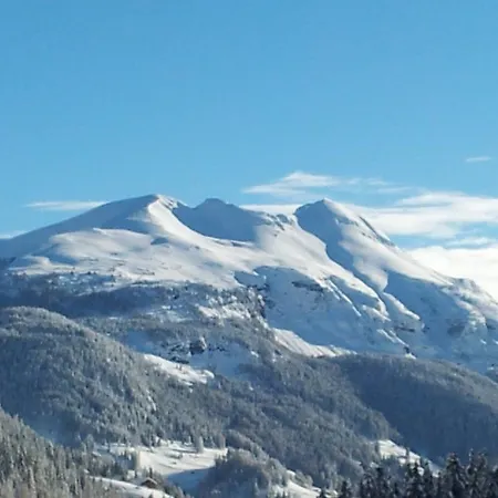 Karin アパート アラッバ