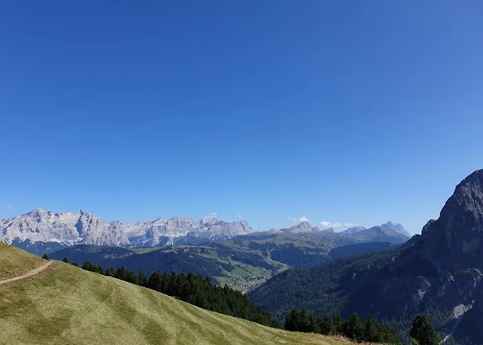 アパート Karin アラッバ